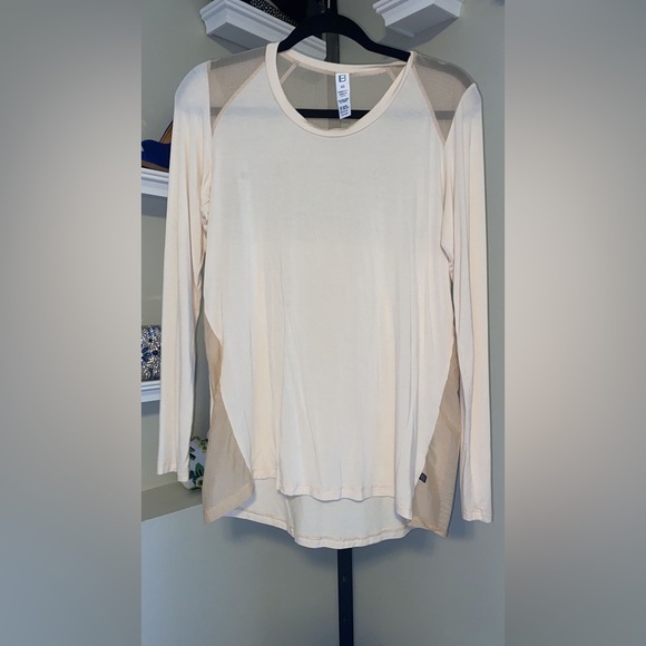 IB Cream Blouse With Mesh Long Sleeve - Picture 2 of 6